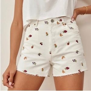 Reformation high rise Charlie fruit loops denim shorts Jean cut off |Sz 27